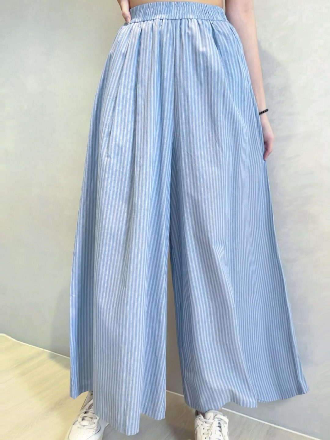 宽松复古条纹裙裤