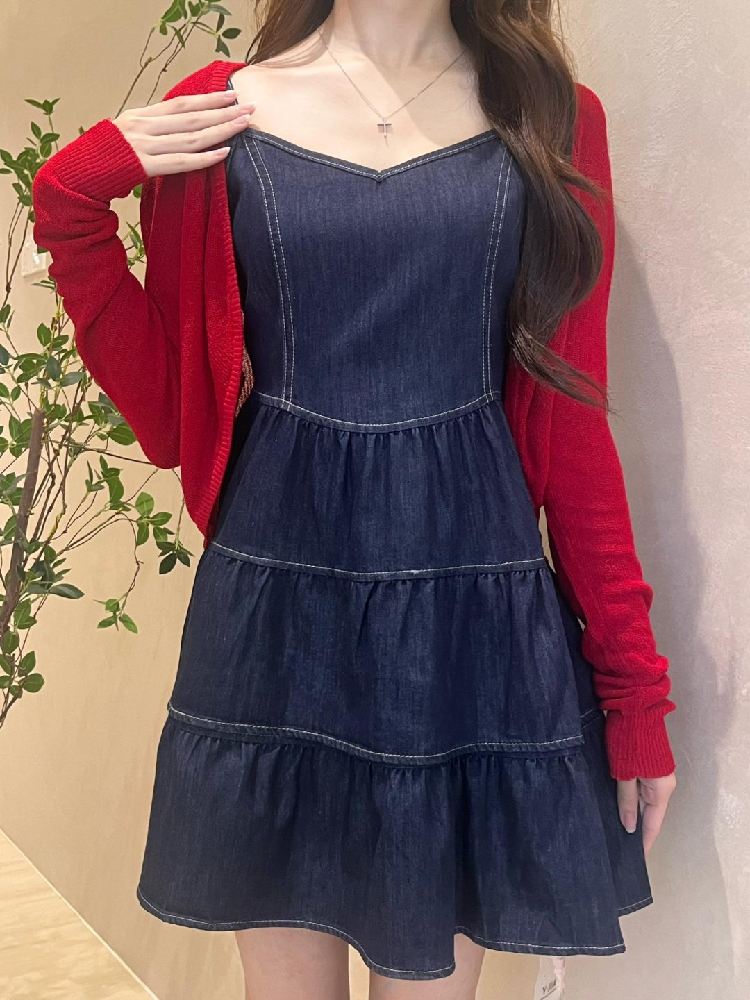 荷叶边牛仔吊带蛋糕裙+防晒披肩短外套套装