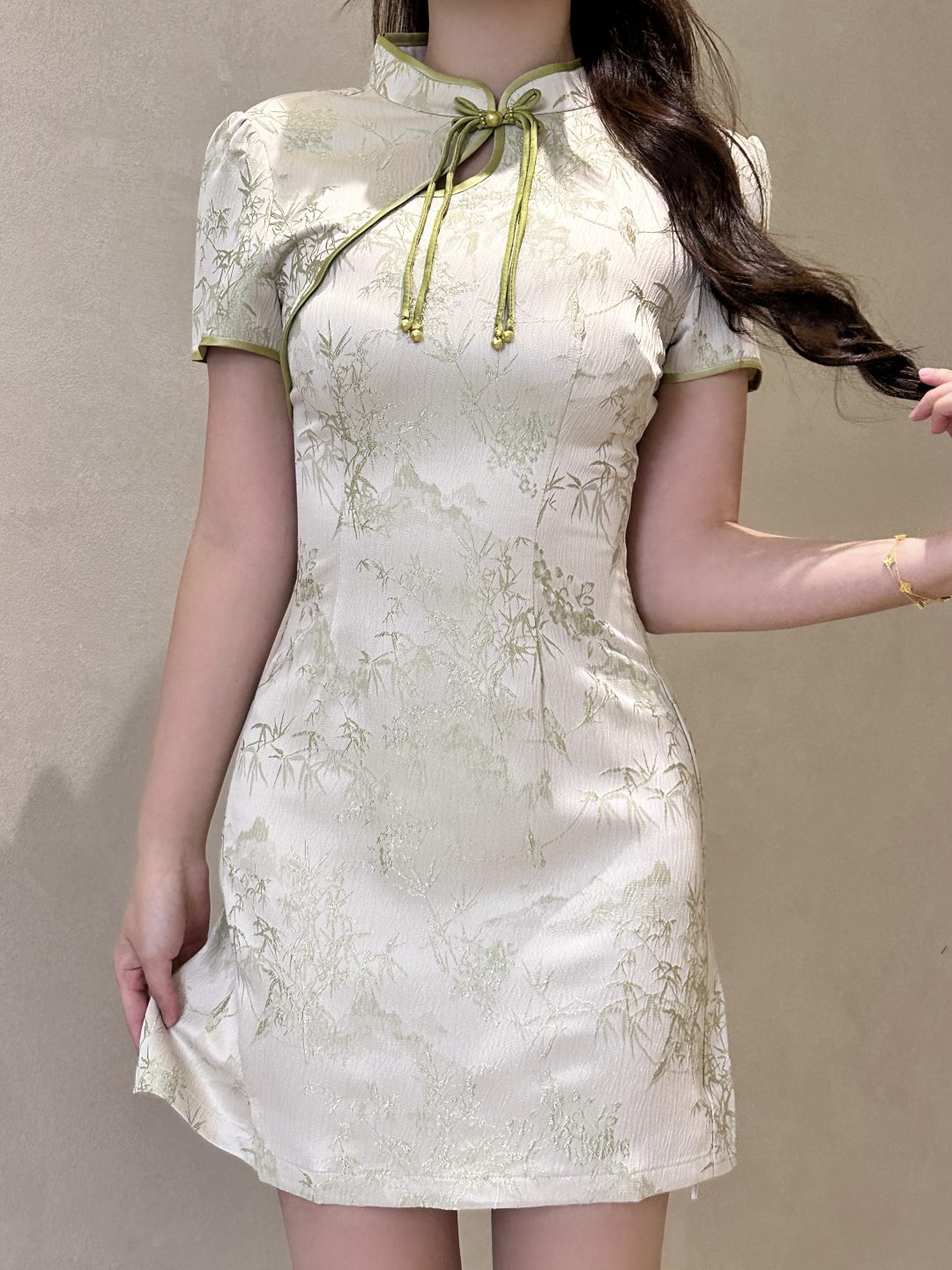 新中式复古风短款旗袍