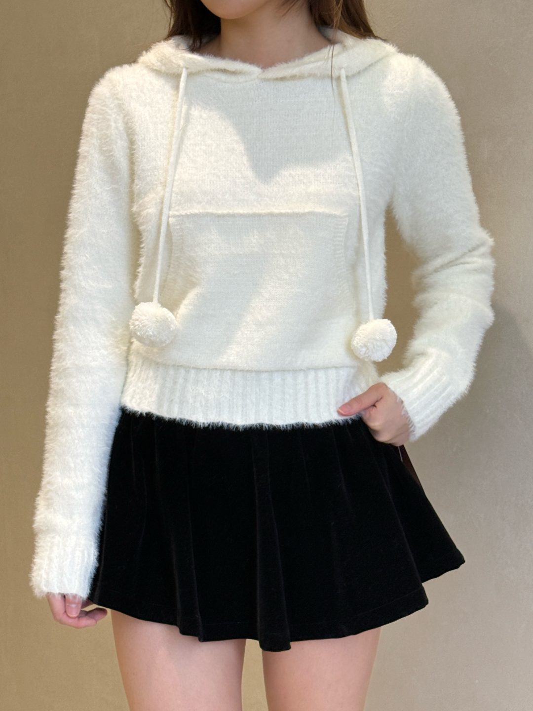 慵懒风短款针织毛衣